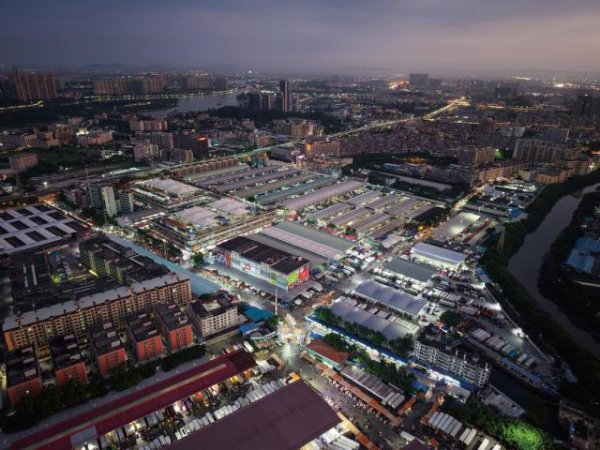 全民配资 广州人半夜才去的市场，装下世界各地的甜